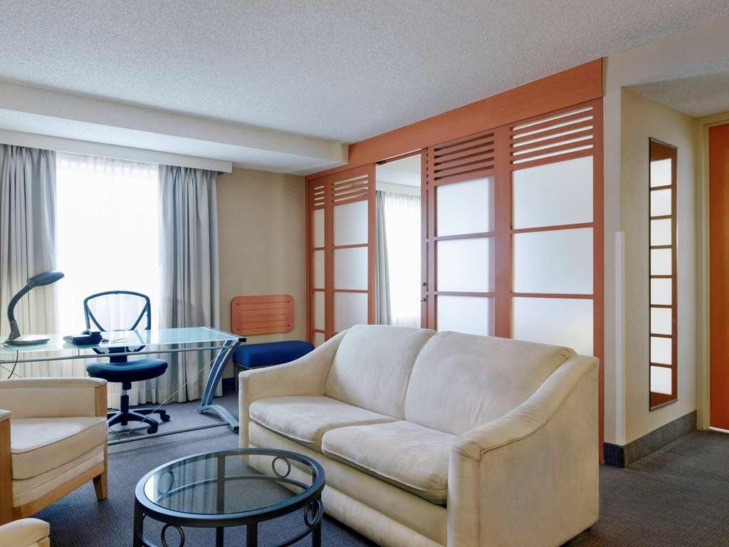 Hotel Doubletree By Hilton Ottawa Downtown Pokoj fotografie