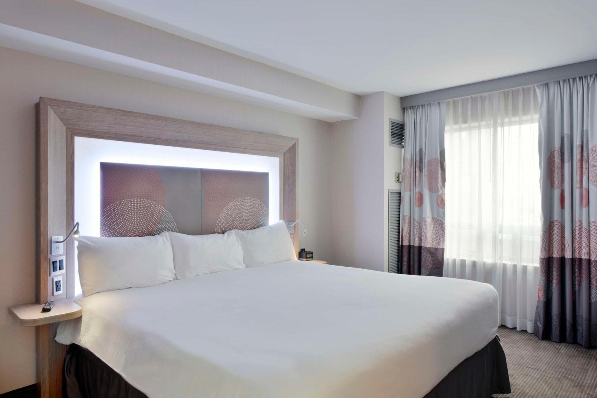 Hotel Doubletree By Hilton Ottawa Downtown Exteriér fotografie
